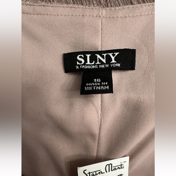 SLNY Women's Dusty Blossom Rose Tiered Sz 16 Short Sleeve Knee Length Dress NWT - Picture 9 of 13